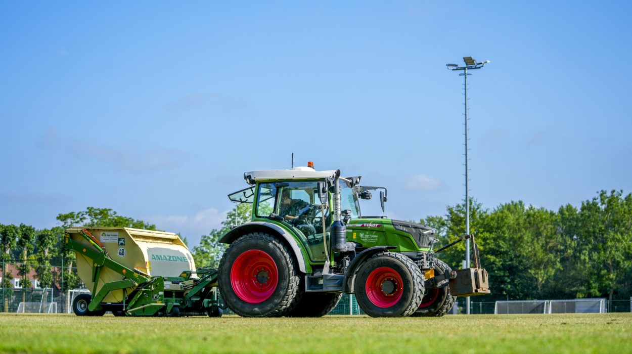 BARENDRECHT , 16-06-2025 , Portretten voor Van Huizen groenvoorziening