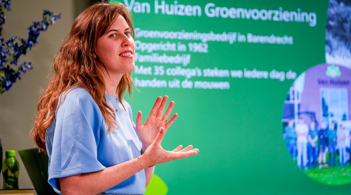 Diplomering bedrijfsopleiding Van Huizen Groenvoorziening