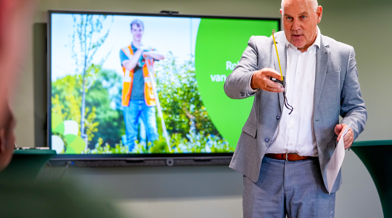 Diplomering bedrijfsopleiding Van Huizen Groenvoorziening