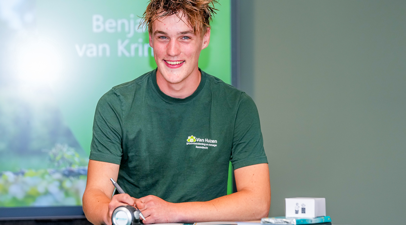 Diplomering bedrijfsopleiding Van Huizen Groenvoorziening