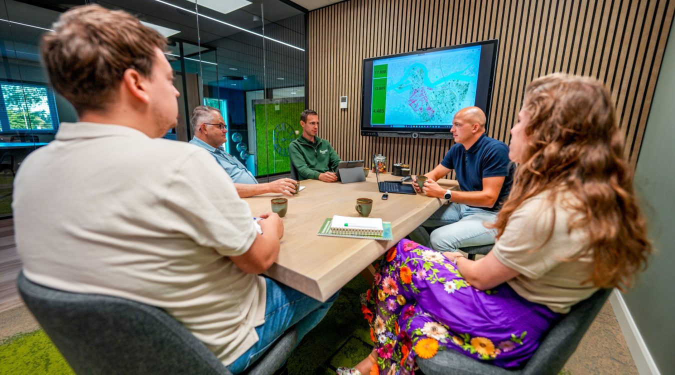 Vacature uitvoerder Van Huizen Groenvoorziening